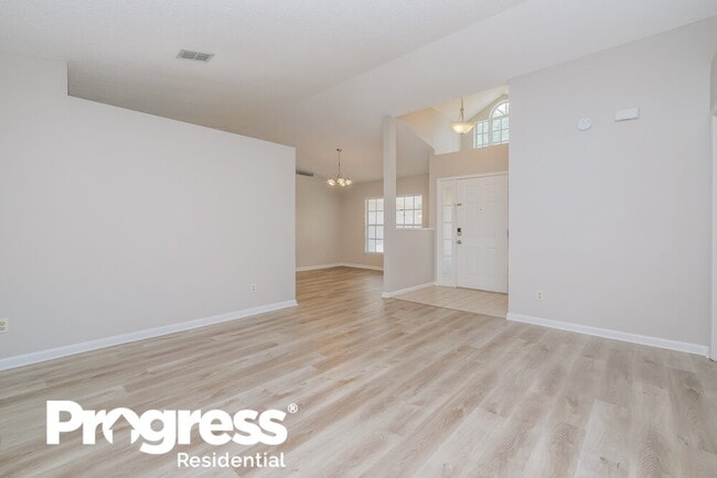Building Photo - 10414 Ashley Oaks Dr