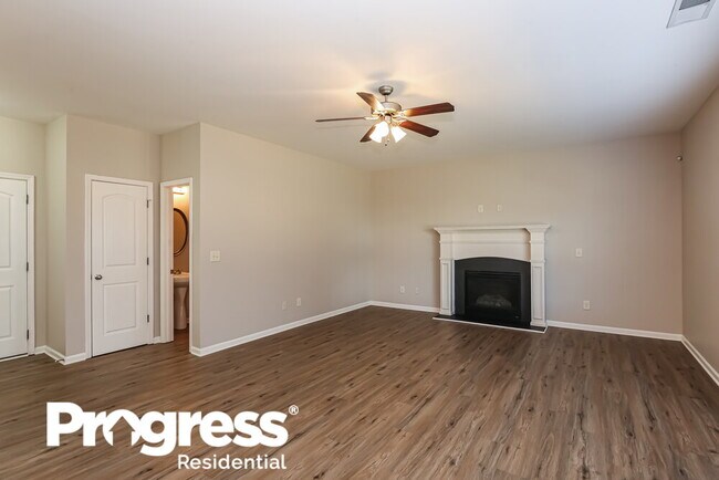 Building Photo - 1051 Rock Elm Dr