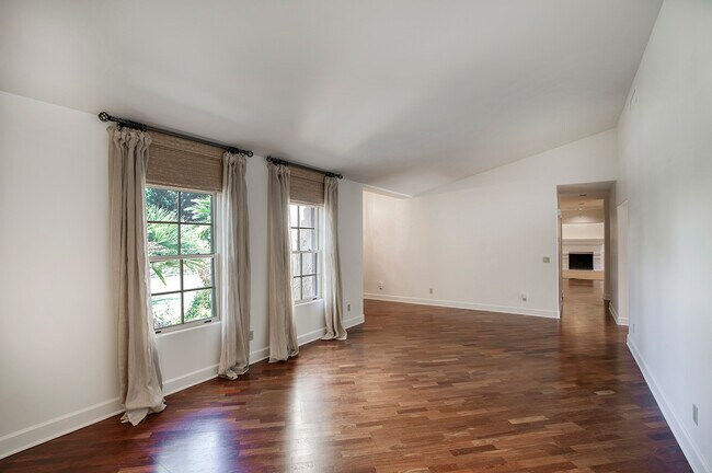 Foto del edificio - 4049 N 57th Pl