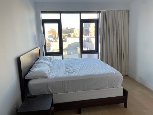 Building Photo - 11 Hancock Pl