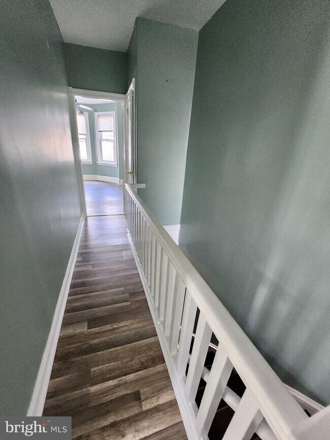Foto del edificio - 5029 Cottage St