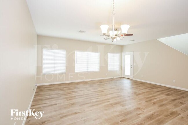 Building Photo - 6068 Puesta Del Sol Street