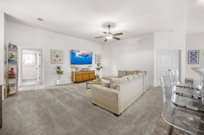 Building Photo - 5508 Peach Dr