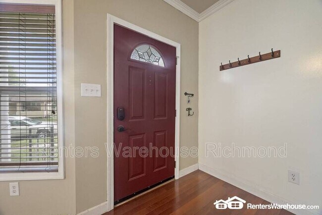 Building Photo - 408 Brown Ave