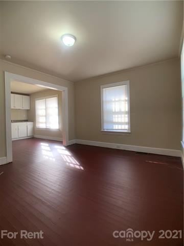 Building Photo - 433 W Davidson Ave