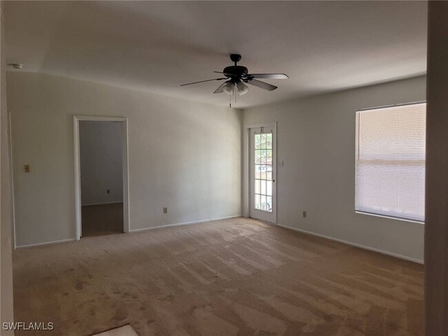 Foto del edificio - 622 SE 13th Ct