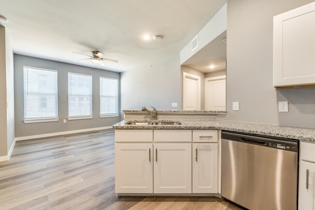 Building Photo - Four Cedars