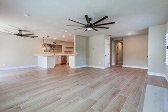 Building Photo - 1204 Palomar Pl