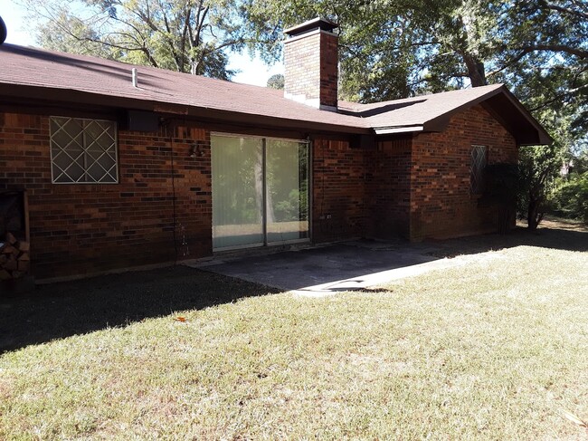 Rear - 206 W Charlotte Ave