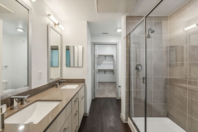 Interior Photo - Beacon on Westmoreland