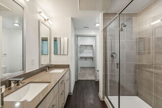 Interior Photo - Beacon on Westmoreland