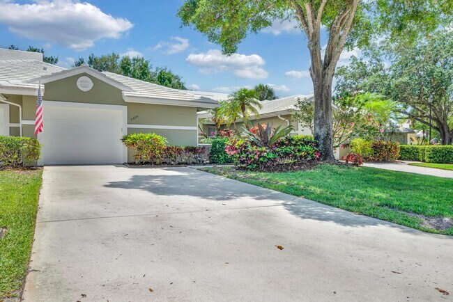 Foto del edificio - 2433 SW Foxpoint Trail