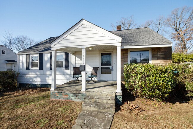 Foto del edificio - Charming 3 Bedroom Rancher in Lakeside