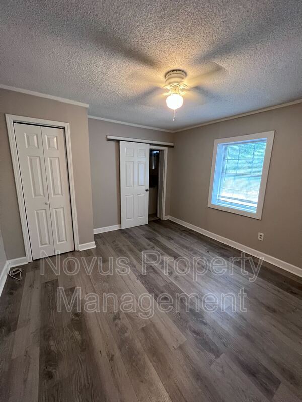 Building Photo - 8020 Colquitt St