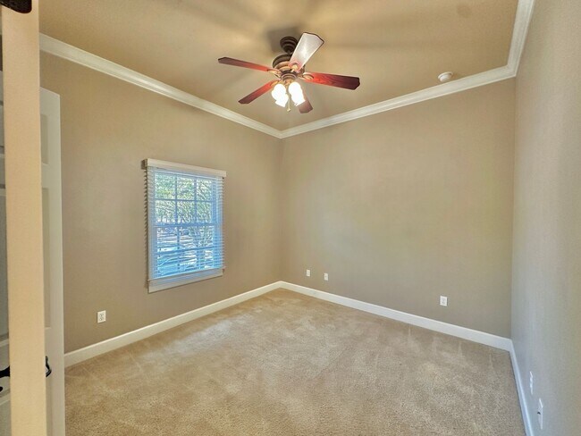 Foto del edificio - 2BR/2BA Condo in the Heart of Haile Village