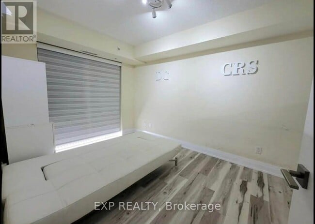 Building Photo - 555 Wilson Ave