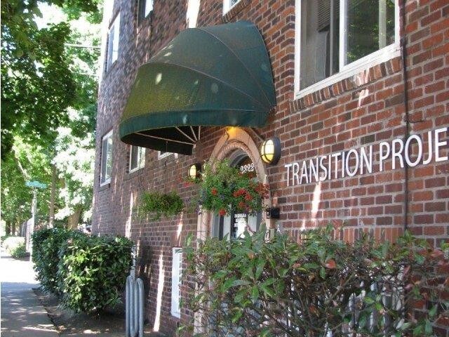 Barbara Maher Apartments Portland Or Apartments Com