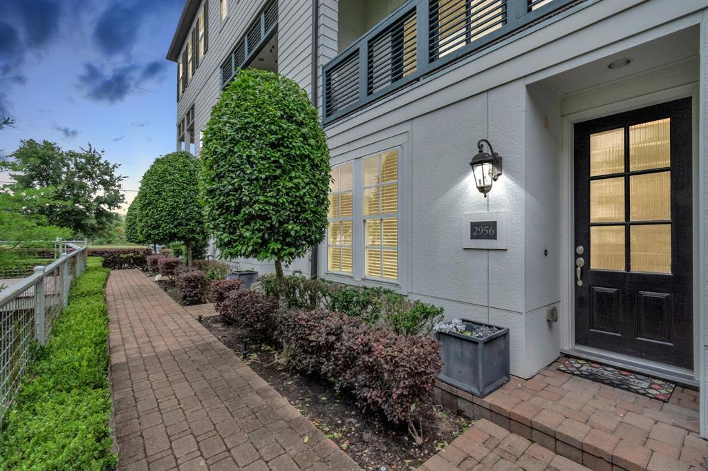 2956 Rusk St, Houston, TX 77003 Condo for Rent in Houston, TX