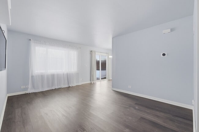 Building Photo - 269 Alpine Dr E