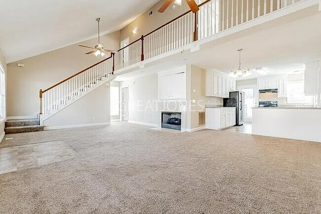 Foto del edificio - 6 Ashley Brook Ct