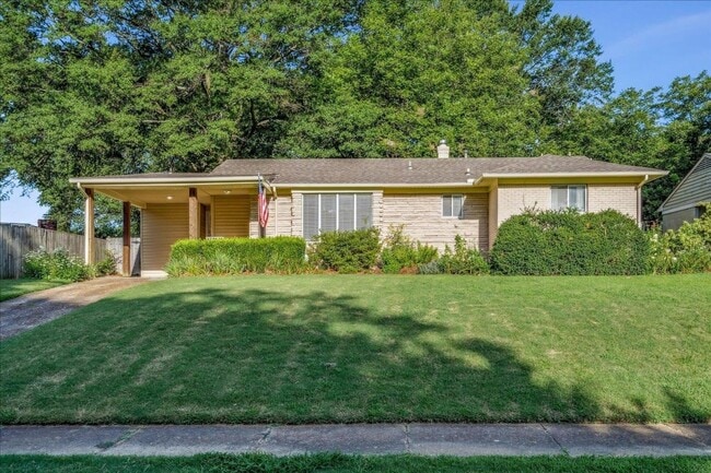 Photo - 125 W Bendel Cir House