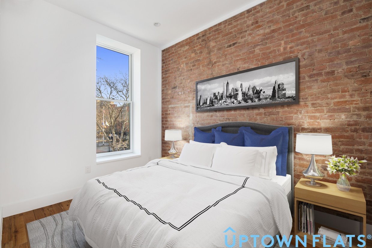 Building Photo - 28 E 130th St