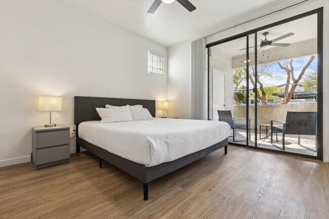 Foto del edificio - 9450 W Cabela Dr