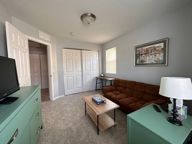 3rd bedroom/office - 265 Madison Ave Townhome