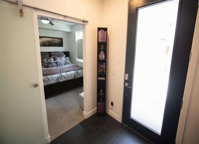 Building Photo - 3030 Wilson Ct