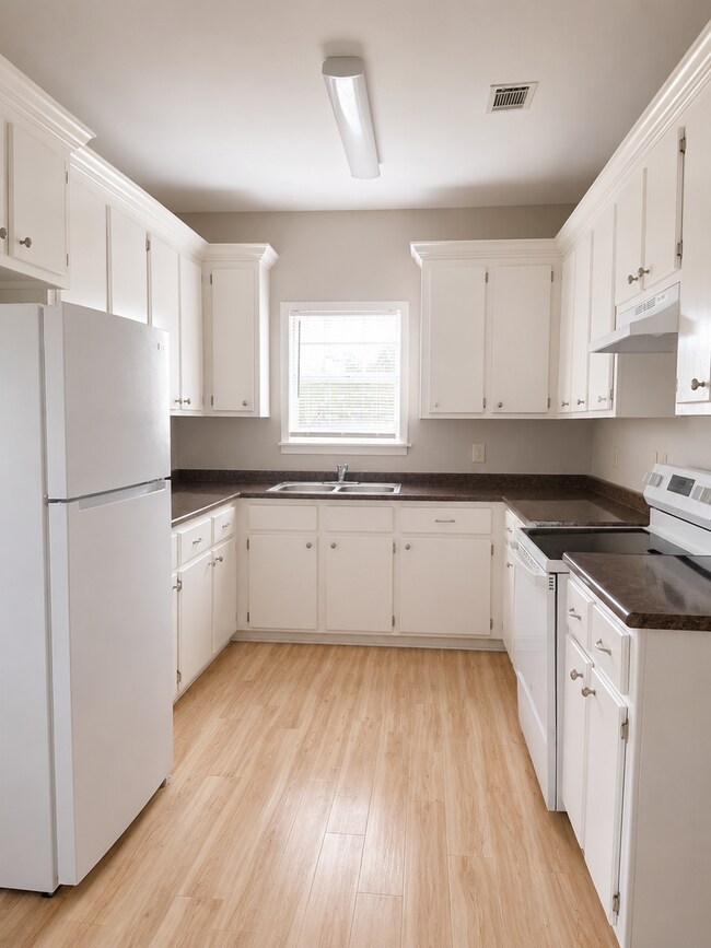Foto del edificio - 3 Bedroom 2 Bath Home