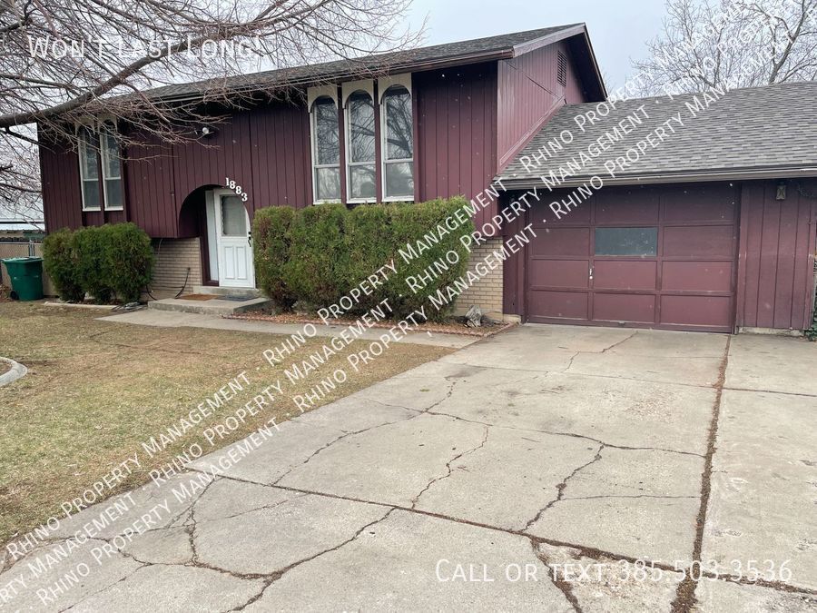 Primary Photo - 5 Bedroom/2 Bathroom House in Layton