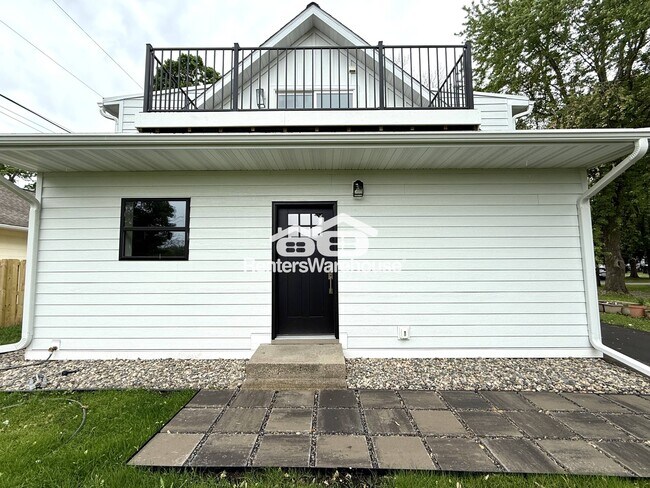 Building Photo - 3460 Livingston Ave