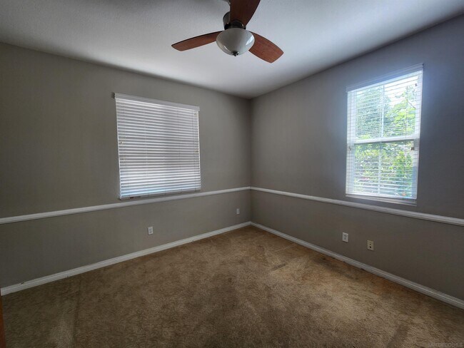 Foto del edificio - 4106 Walnut Ridge