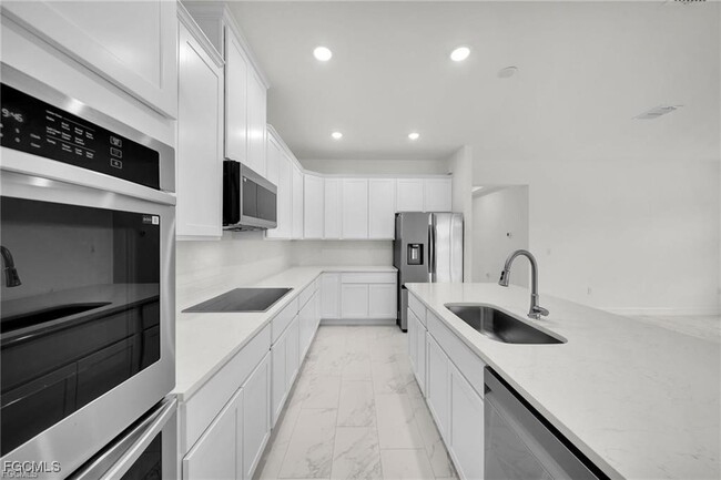 Building Photo - 1145 NW 27th Ct