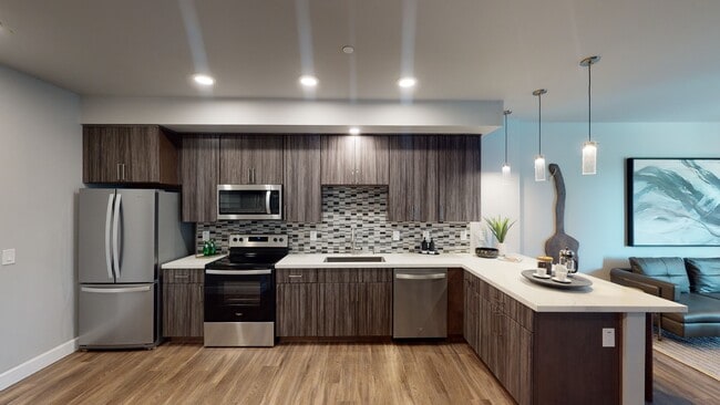 Building Photo - Capitol Towers - Luxury Midrise