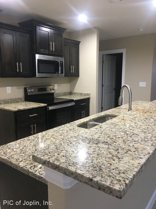 Foto del edificio - 3 br, 2 bath House - 2702 S. Wall