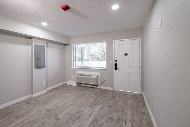 Interior Photo - Alma Apartments