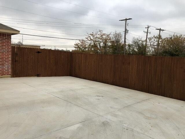 Building Photo - 1705 Carverly Dr