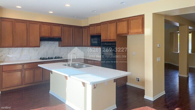 Building Photo - 5 br, 3.5 bath House - 40495 Charleston St. -