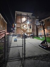 Building Photo - 515 25th Ave