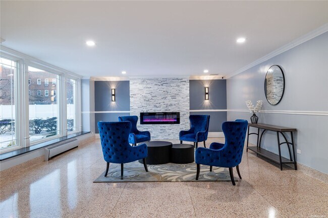 Foto del edificio - 86-11 151st Ave