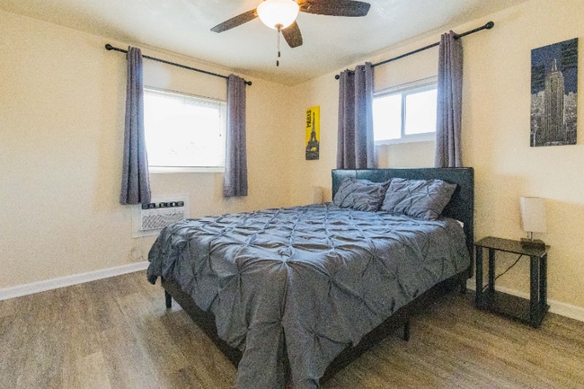 Foto del edificio - 4124 Gamma St