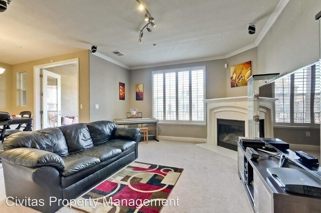 Building Photo - 2 br, 3 bath House - 1762 Camino Leonor