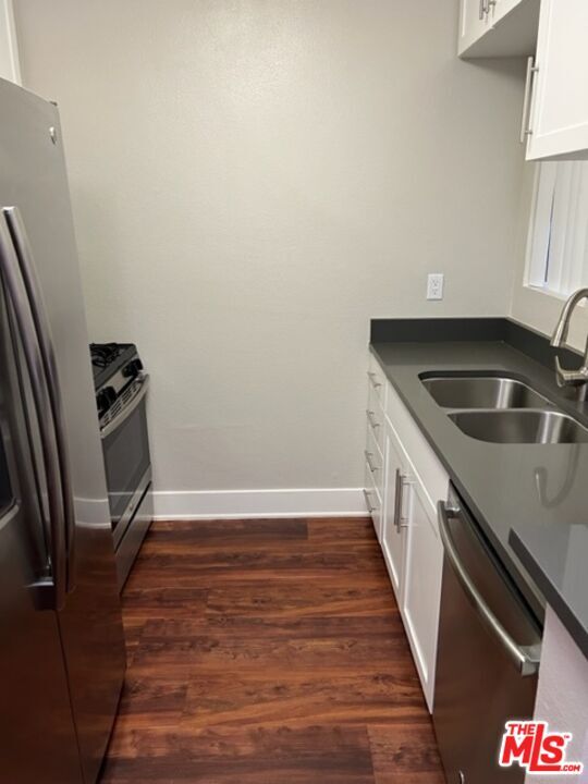 Foto del edificio - 5916 Las Virgenes Rd