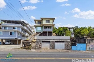 Building Photo - 1905 Kalihi St