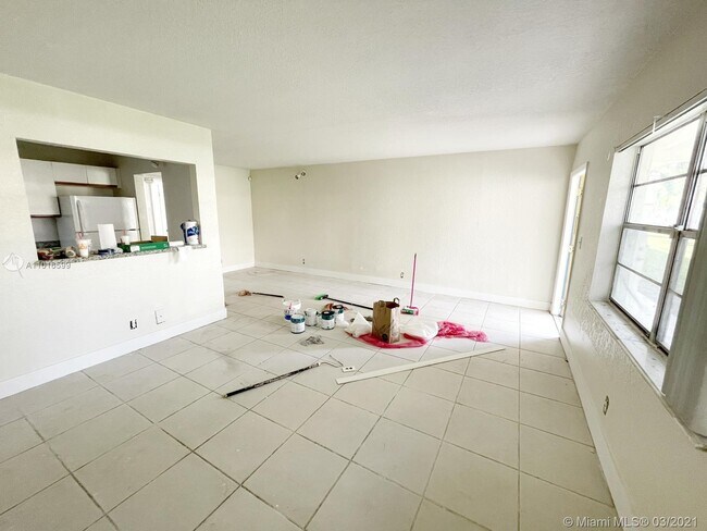 Foto del edificio - 4160 NW 21st St