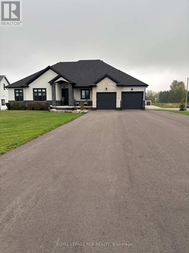 Building Photo - 117 Parker Dr