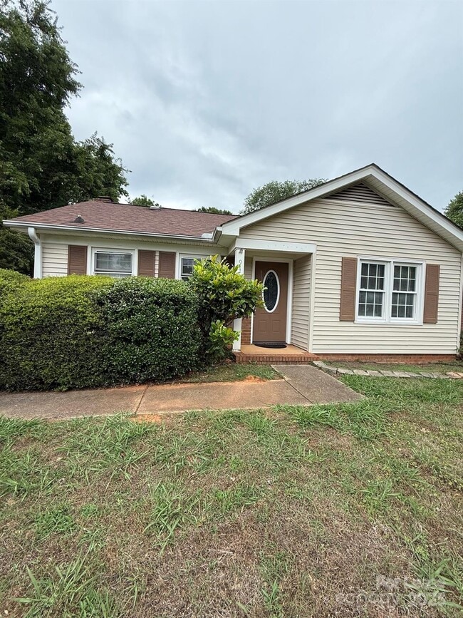 Building Photo - 9413 Split Rail Ln