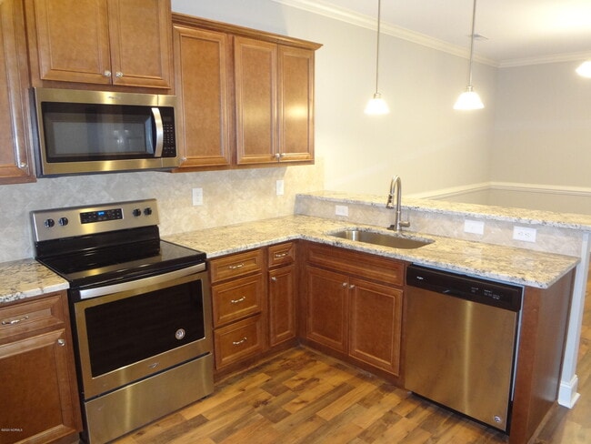 Building Photo - 1812 Cambria Dr