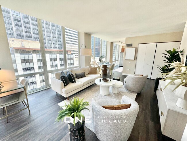 Foto del edificio - 230 W Washington St